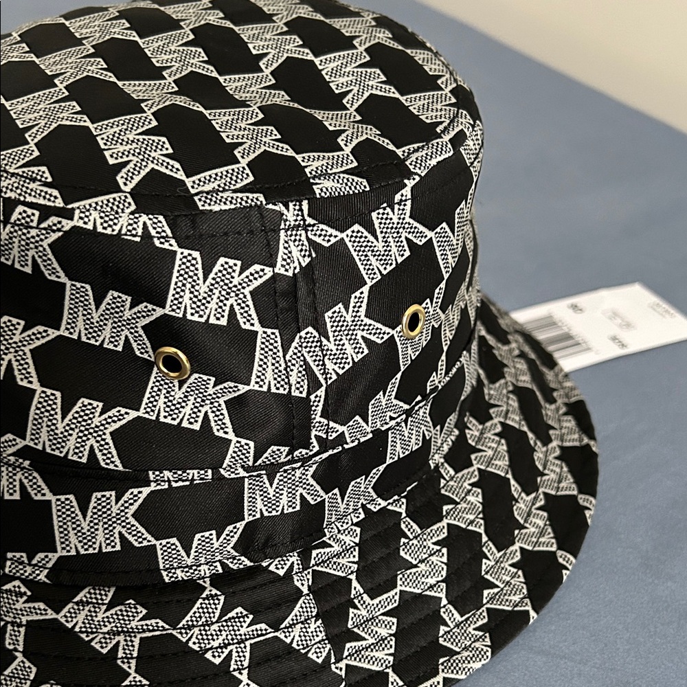 Michael Kors Golf Hat